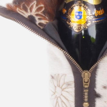 Fur Wine Sleeve/Present for Wine Lovers